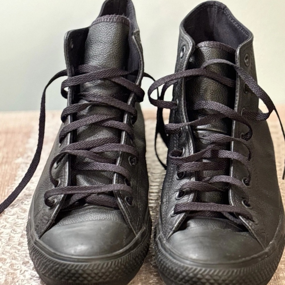 Chuck Taylor All Star Black Leather UNISEX HIGH TOP SHOE Sz 13